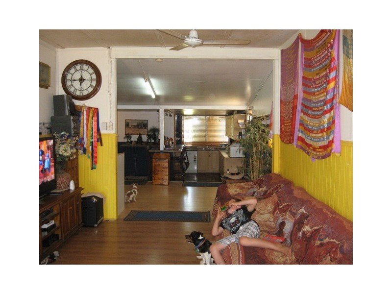 8  Brolga Street, Quilpie QLD 4480