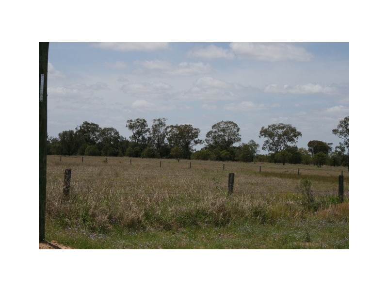 Condamine QLD 4416