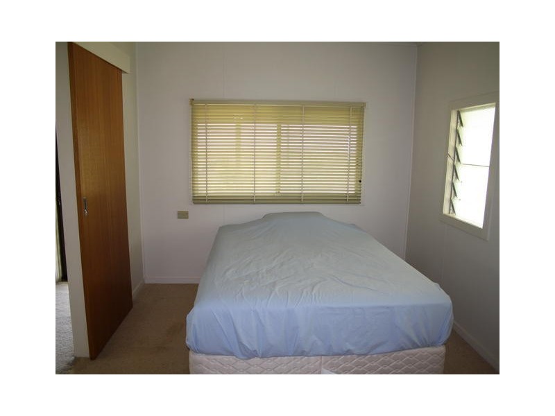 13 WOODBINE STREET, Blackall QLD 4472