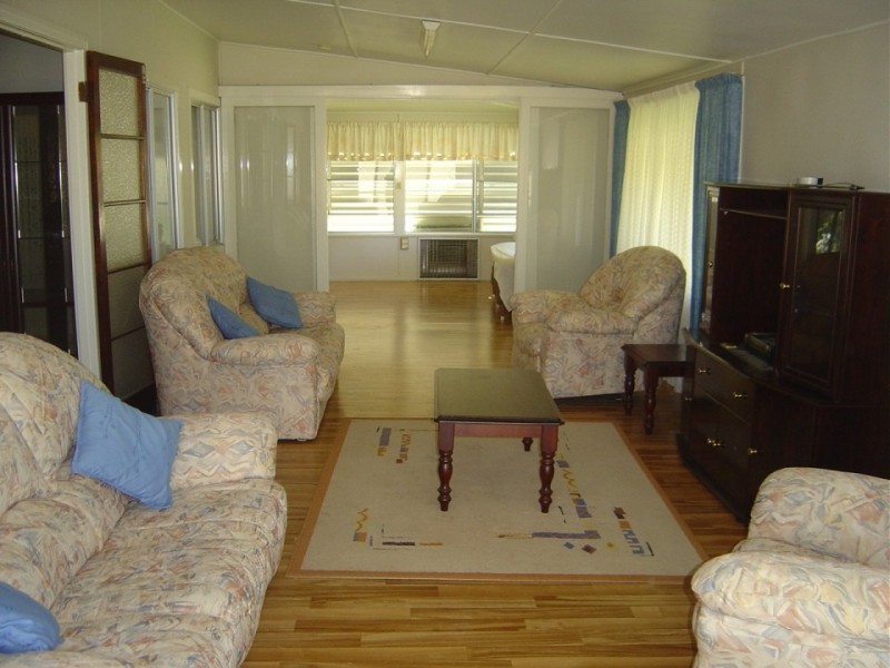 30 Quail Street, Longreach QLD 4730