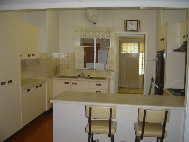 30 Quail Street, Longreach QLD 4730