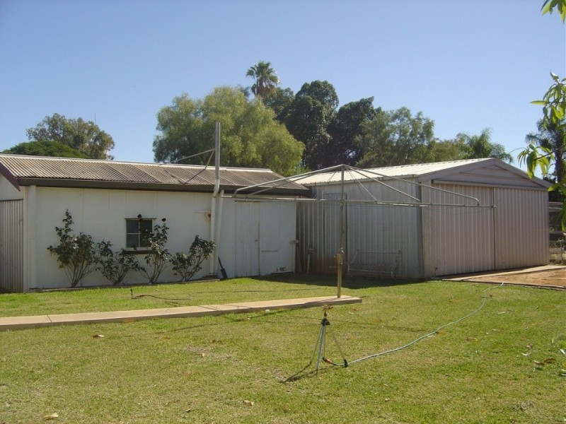 30 Quail Street, Longreach QLD 4730