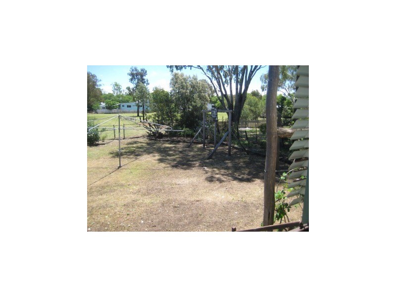 52 Arthur Street, Dalby QLD 4405