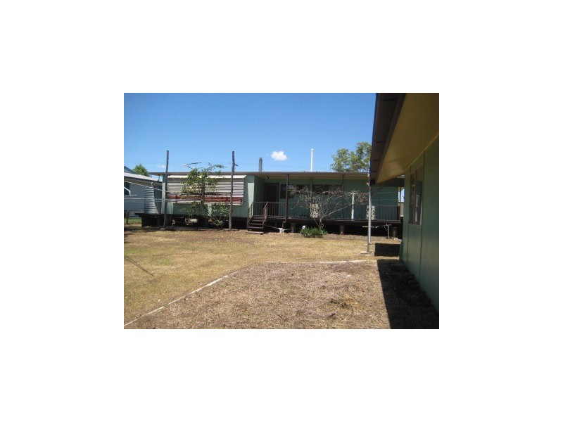 52 Arthur Street, Dalby QLD 4405