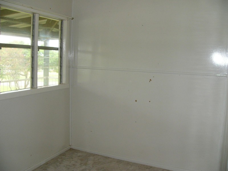 8 North Street, Taroom QLD 4420