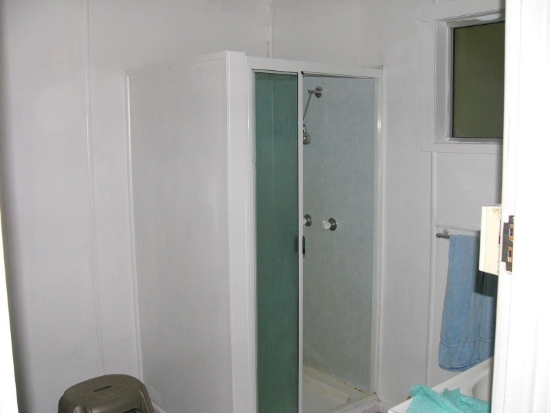 8 North Street, Taroom QLD 4420