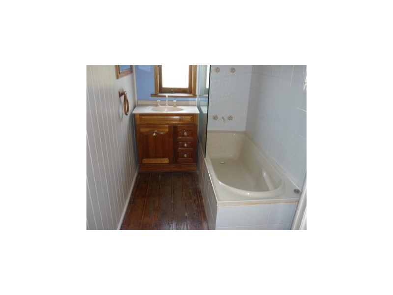 57 Victoria Street, St George QLD 4487