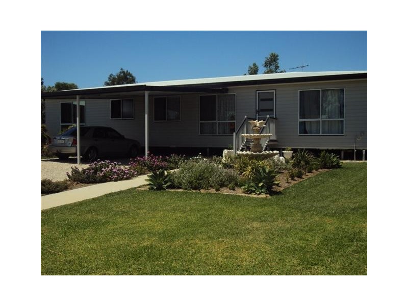7 Honeyeater Court, Longreach QLD 4730