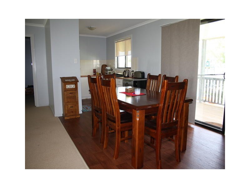 28 BEDFORD STREET, Blackall QLD 4472