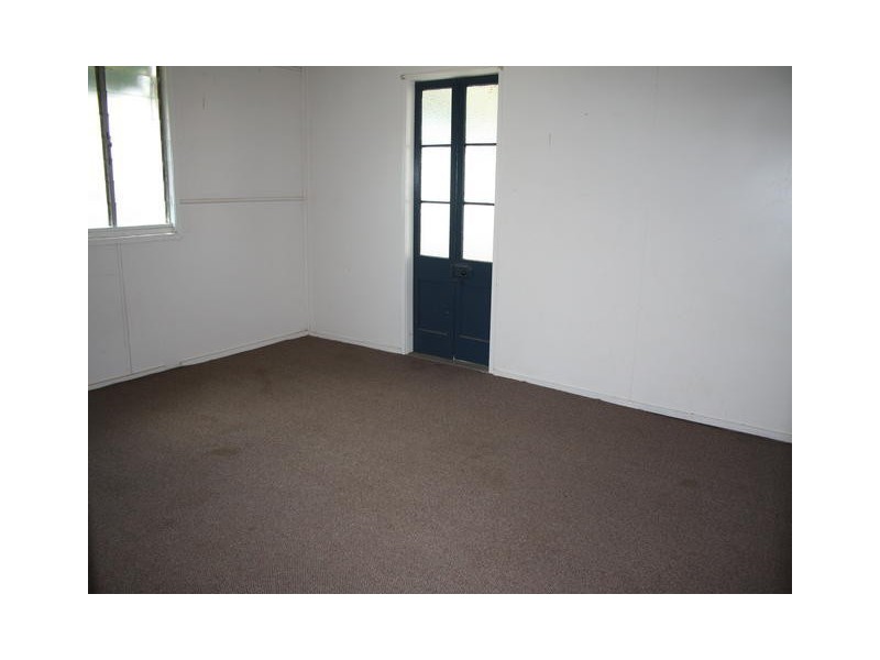 66 SHAMROCK ST, Blackall QLD 4472