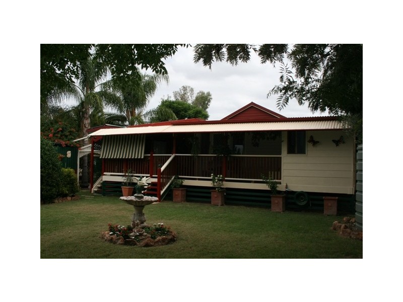 Condamine QLD 4416
