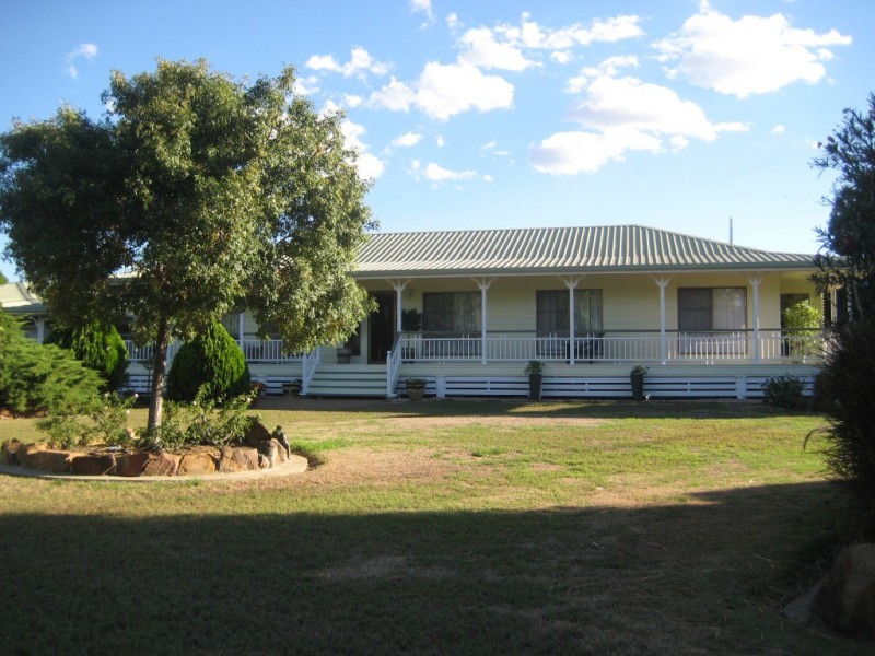 135 Nicholson Street, Dalby QLD 4405
