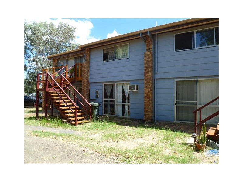 105 Bowen, Roma QLD 4455