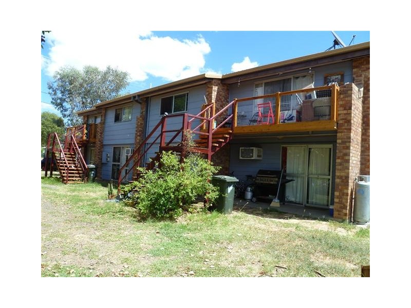 105 Bowen, Roma QLD 4455