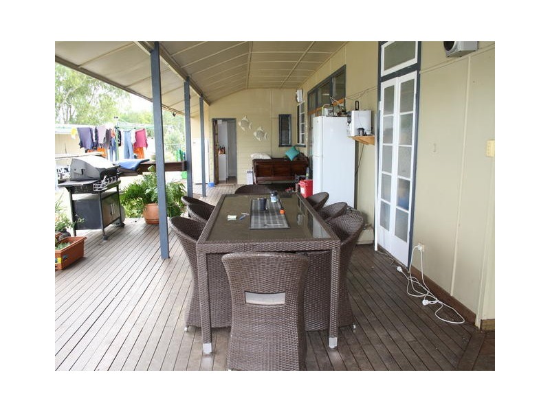 28 GARDEN STREET, Blackall QLD 4472