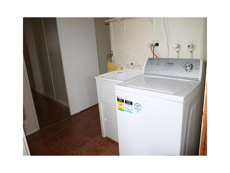 28 GARDEN STREET, Blackall QLD 4472