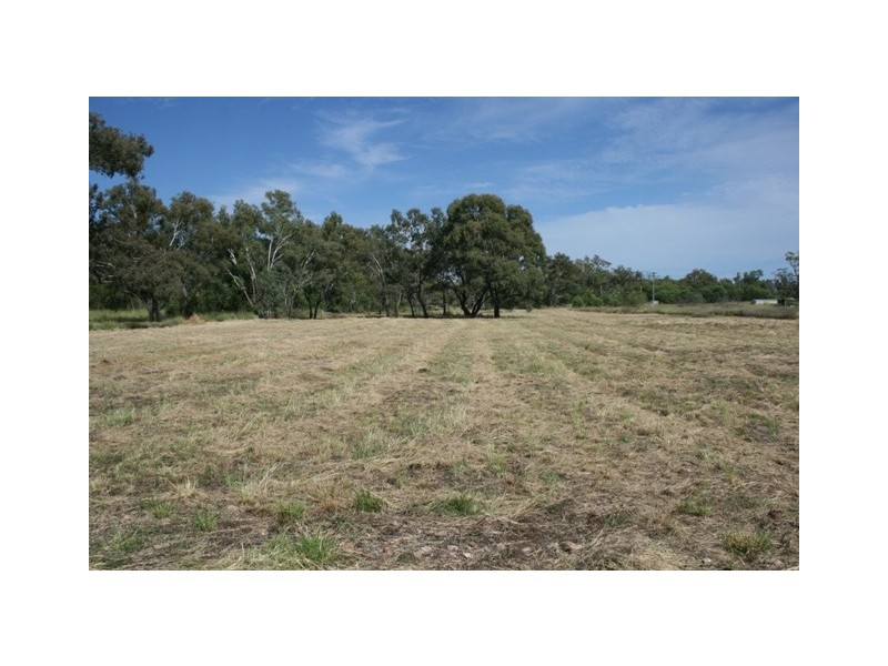 Condamine QLD 4416