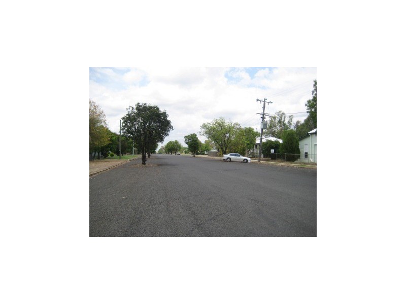 49 Peak Downs Street, Capella QLD 4723