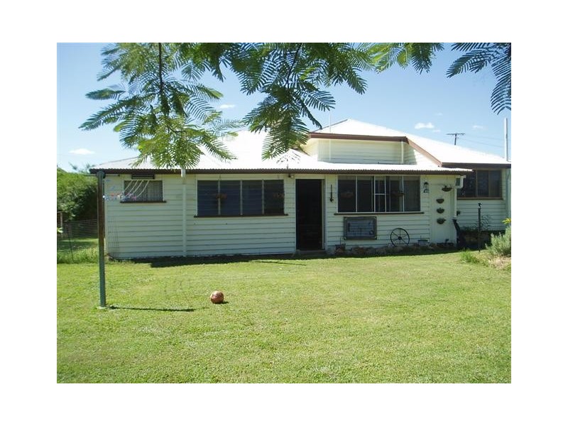 1 Quail Street, Longreach QLD 4730