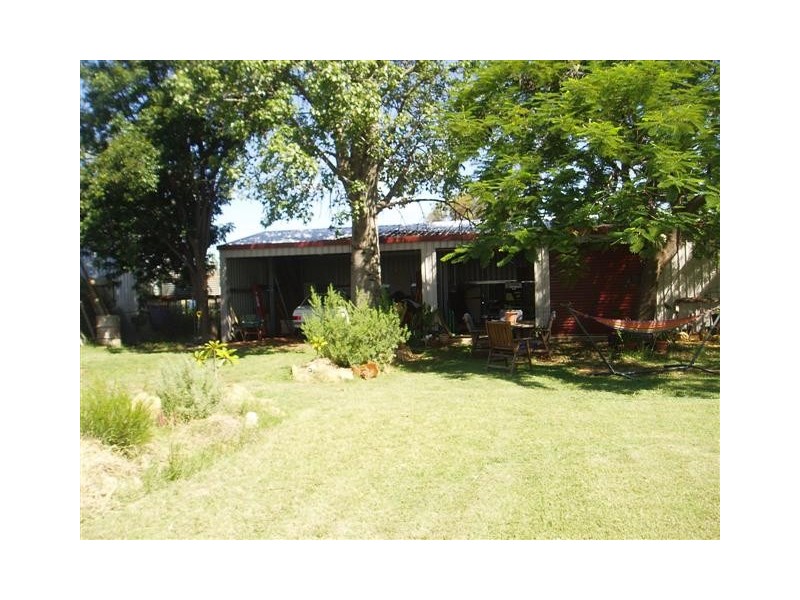 1 Quail Street, Longreach QLD 4730
