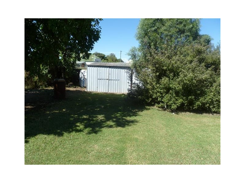 42 Feather, Roma QLD 4455