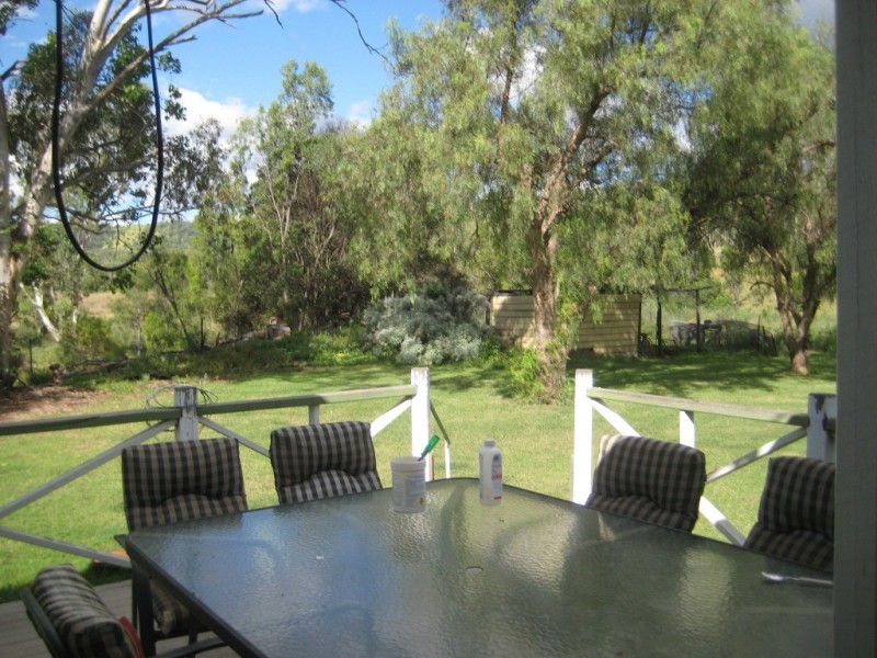 729 Jandowae-Kingaroy Rd, Bell QLD 4408