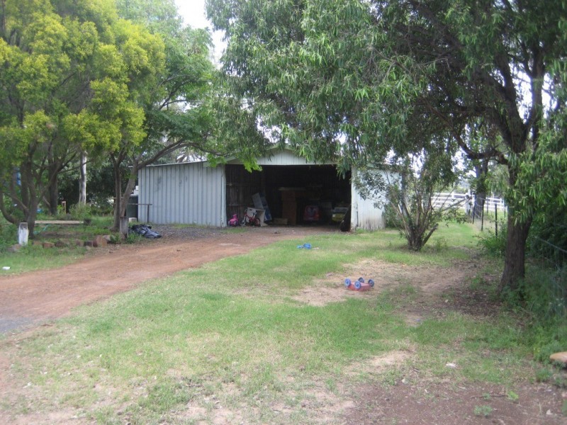 729 Jandowae-Kingaroy Rd, Bell QLD 4408