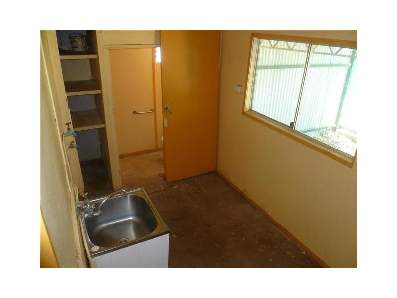 17 MAJOR, Roma QLD 4455