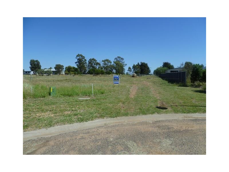 4 ALLENBY CT, Roma QLD 4455