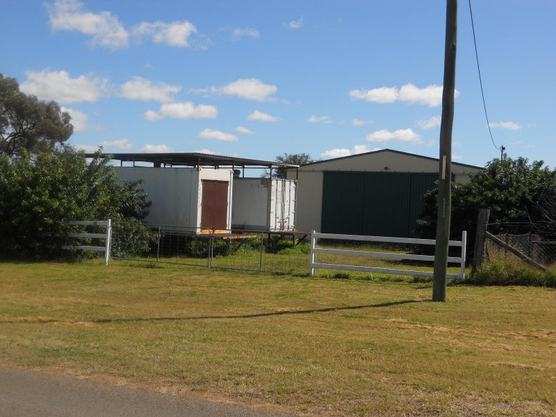 13 North Street, Taroom QLD 4420