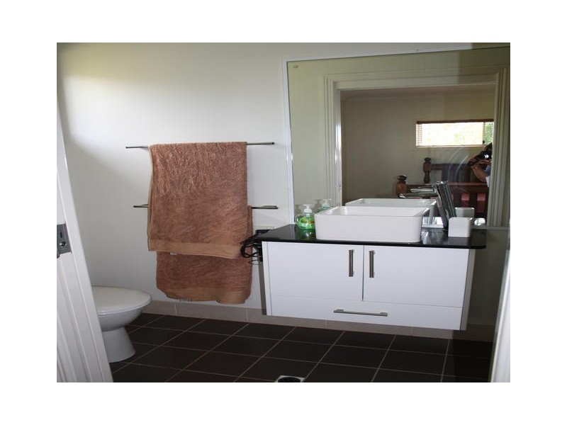 127 THISTLE STREET, Blackall QLD 4472
