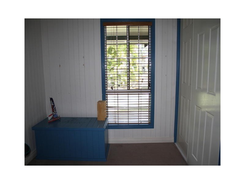 127 THISTLE STREET, Blackall QLD 4472