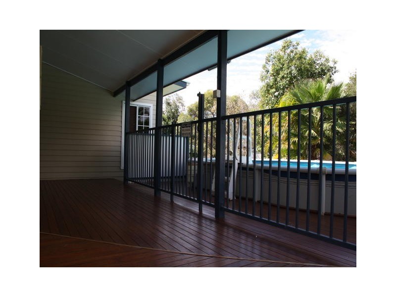 127 THISTLE STREET, Blackall QLD 4472