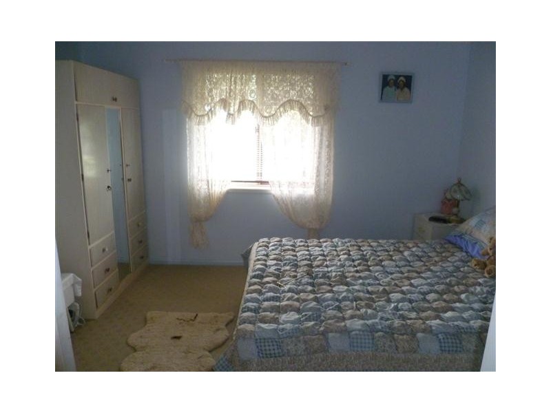 26 MCDOWALL ST, Roma QLD 4455