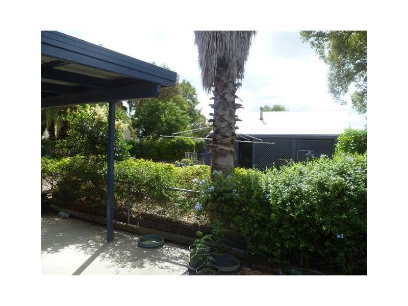 26 MCDOWALL ST, Roma QLD 4455