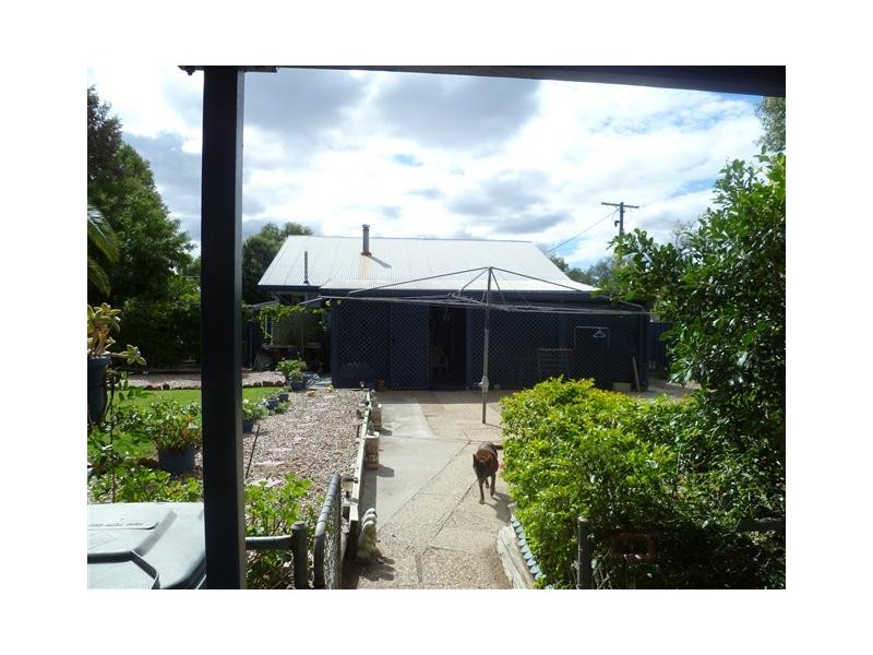 26 MCDOWALL ST, Roma QLD 4455