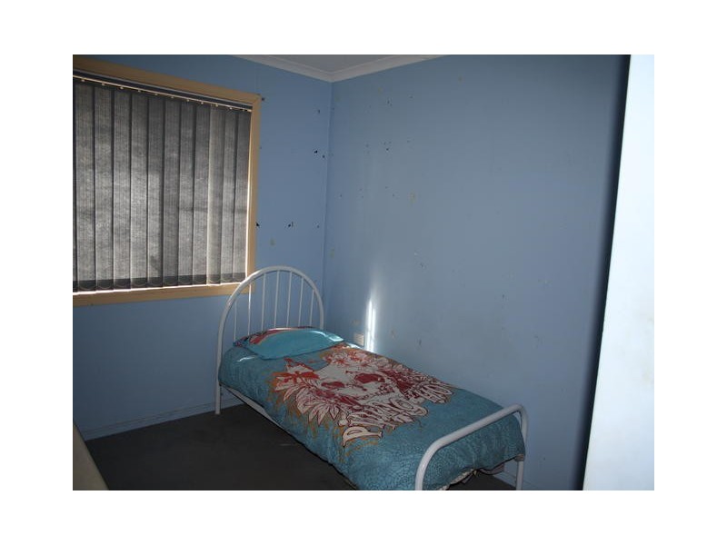 32 GARDEN STREET, Blackall QLD 4472