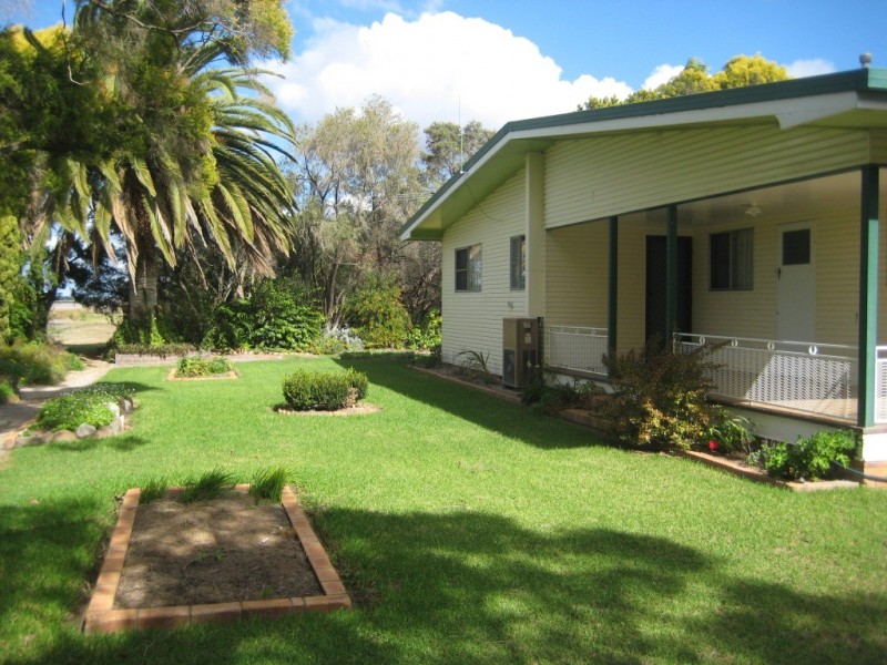 Kupunn QLD 4405
