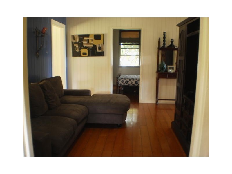 15 MYRTLE STREET, Blackall QLD 4472