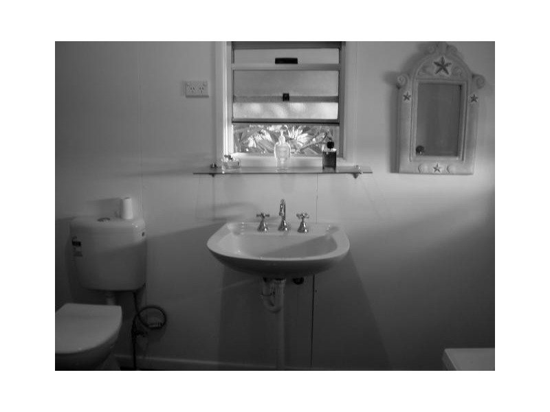 15 MYRTLE STREET, Blackall QLD 4472