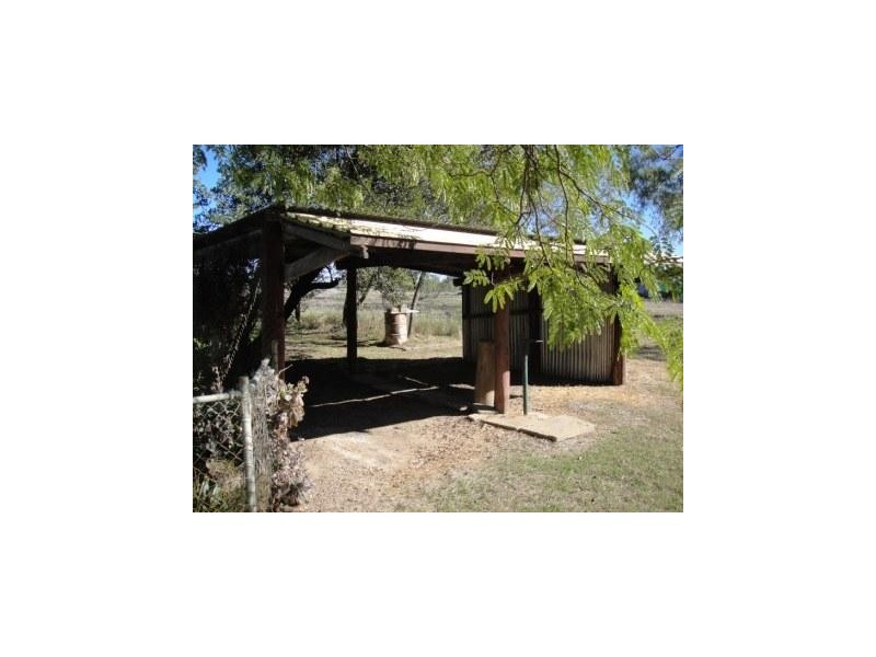 120 Glenoak Road, Goondiwindi QLD 4390