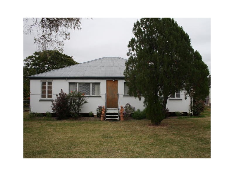 35 THISTLE STREET, Blackall QLD 4472