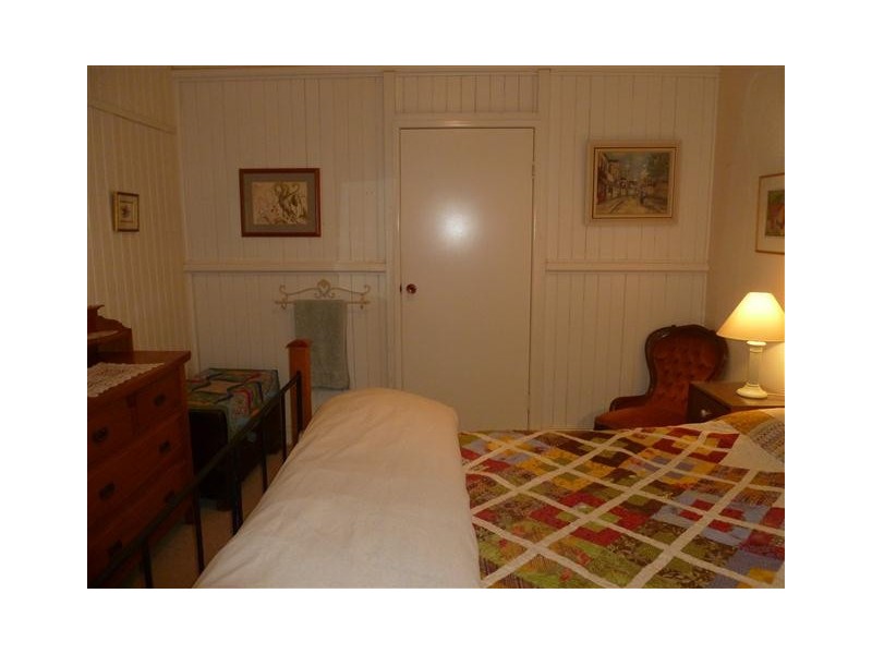 146A Northern Road, Roma QLD 4455