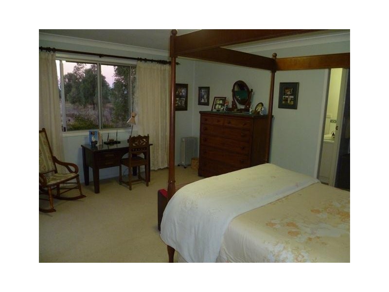 146A Northern Road, Roma QLD 4455