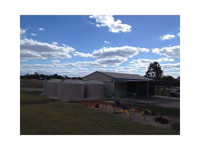 Miles QLD 4415