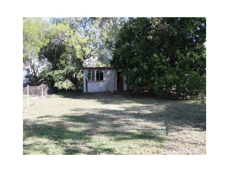 138 THISTLE STREET, Blackall QLD 4472