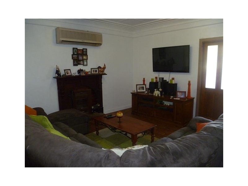 5 CONROY, Roma QLD 4455