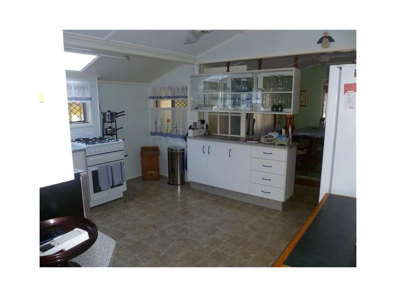 46 Chrystal, Roma QLD 4455