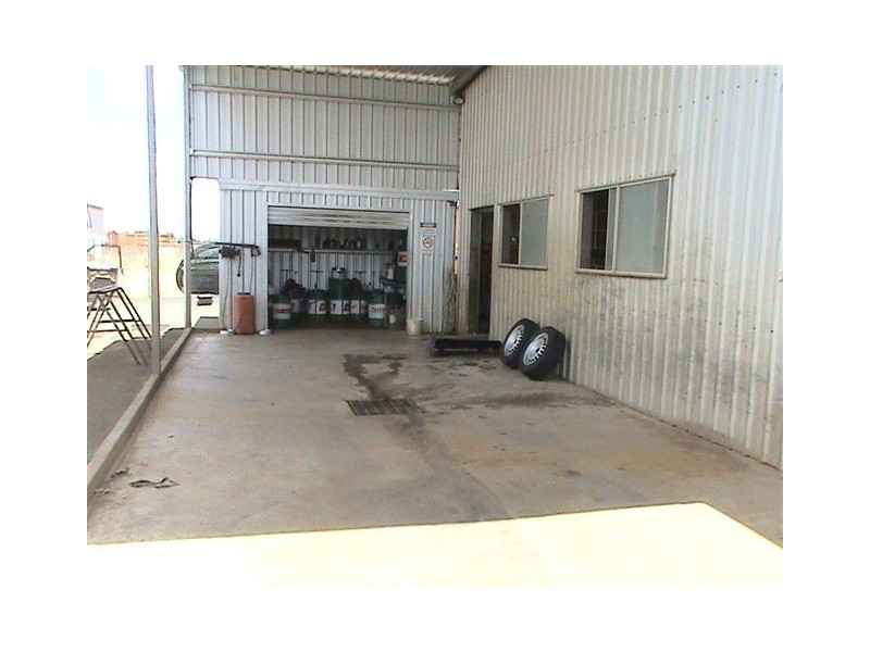 124-126 Raglan Street, Roma QLD 4455