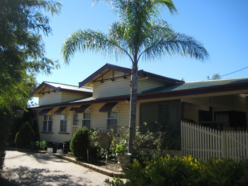 83 Curtis Street, Dalby QLD 4405